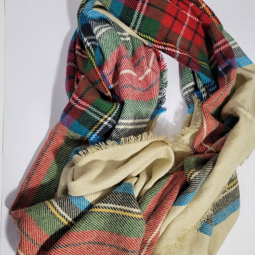 Cream plaid infinity scarf - Picture 5 of 5